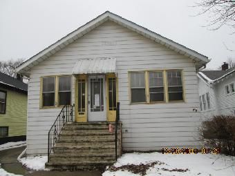 111 156th Pl, Calumet City, IL 60409