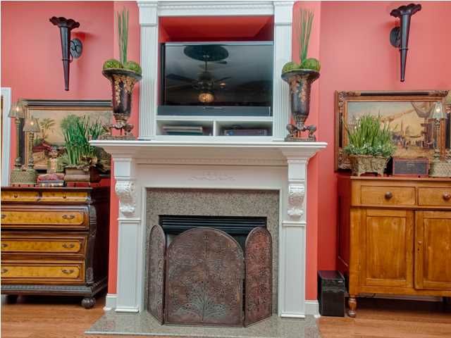 106 Gibbs Ct., Tuscumbia, AL 35674