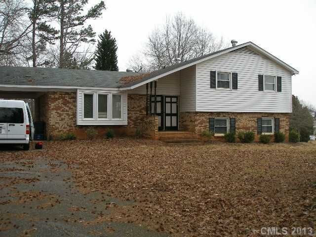 309 W Murray St, Maiden, NC 28650