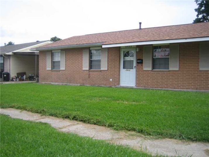 2932 Pennwood, Gretna, LA 70056