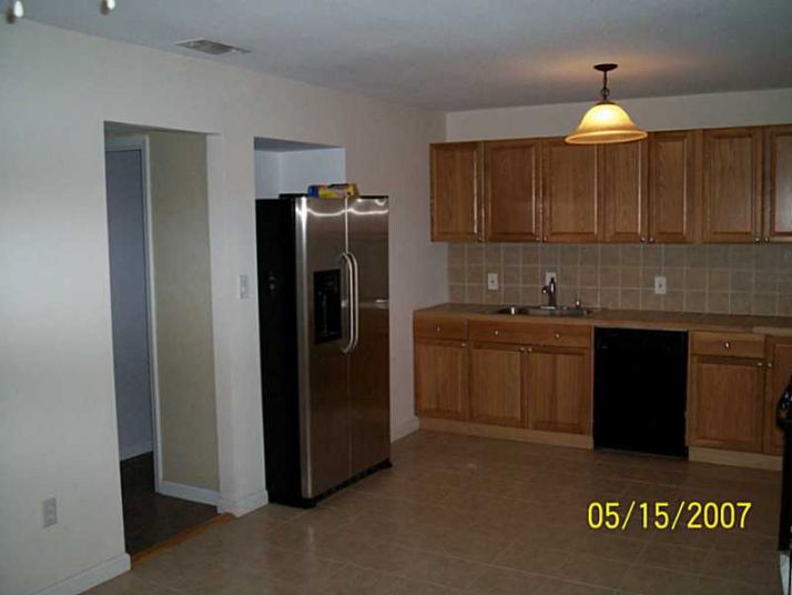 57 New England, Gretna, LA 70053