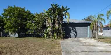 3914 10th St Sw, Lehigh Acres, FL 33971