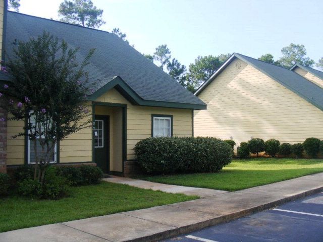 444 Club House Drive #2-D, Gulf Shores, AL 36542