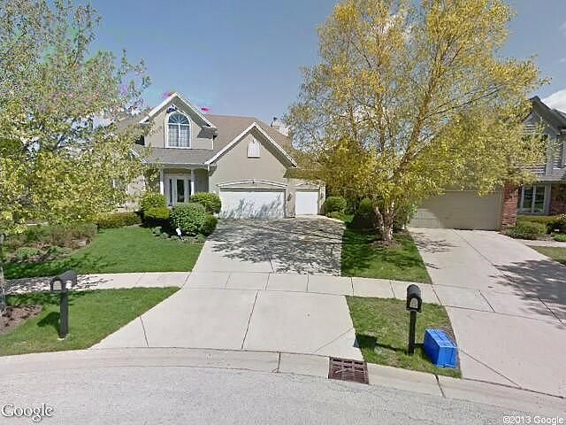 Danhaven Ct, Aurora, IL 60502