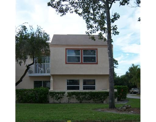 1834 CLEARBROOKE DR #1834, Clearwater, FL 33760