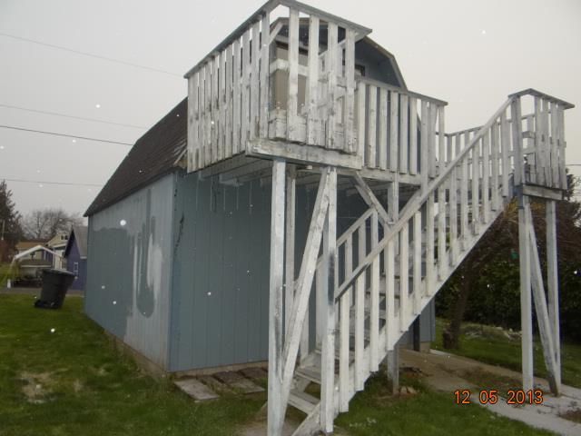 1023 W 12th St, Port Angeles, WA 98363