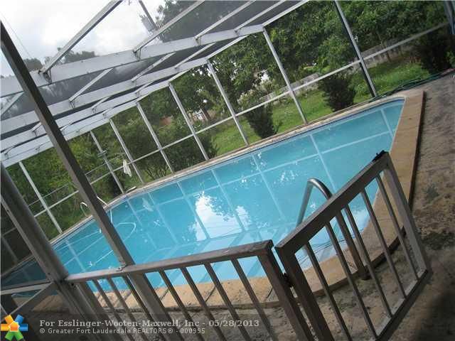 13001 NW MIAMI COURT, Miami, FL 33168