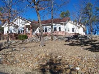 6 Almazan Way, Hot Springs Village, AR 71909