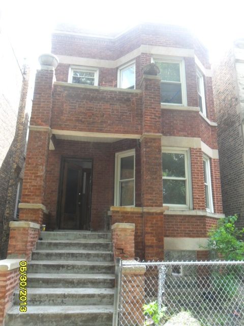 729 North Drake Avenue, Chicago, IL 60602