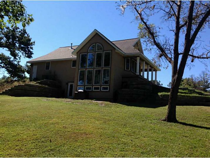 12200 S PLEASANT VALLEY RD, Gentry, AR 72734