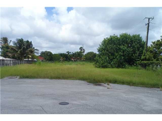 16185 SW 147 COURT, Miami, FL 33196