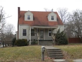 106 3rd St, Simpsonville, KY 40067