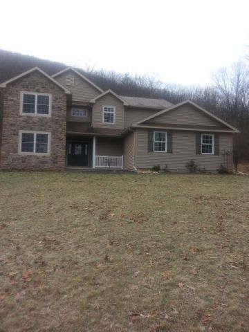 334 Schwenks Road, Hegins, PA 17938