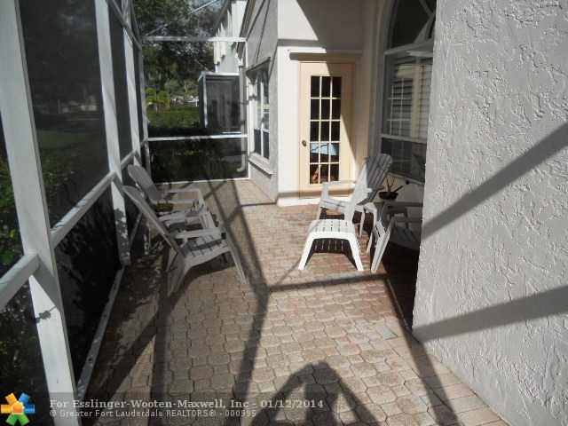9348 NW 8TH CIR, Fort Lauderdale, FL 33324