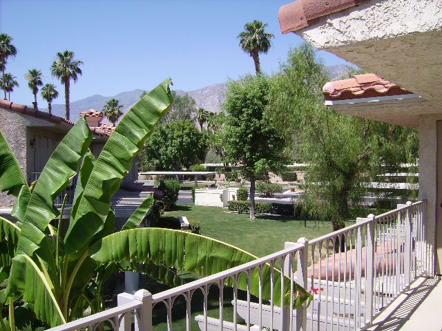 505 S Farrell Drive H44, Palm Springs, CA 92264