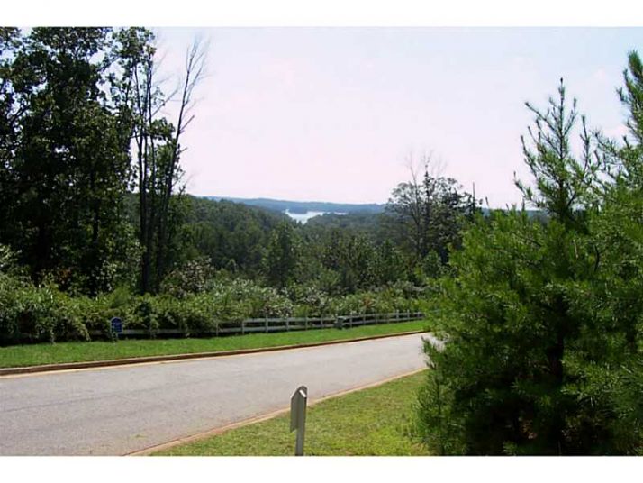 3533 Lake Ridge Drive, Gainesville, GA 30506