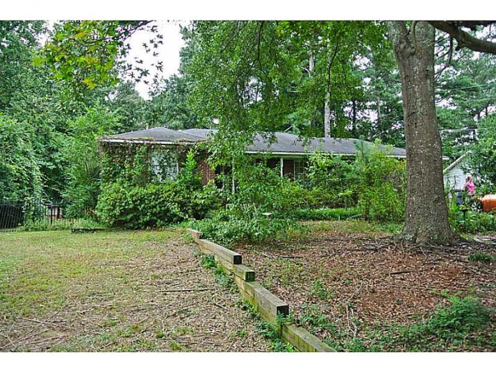 2400 Robinson Road Ne, Marietta, GA 30068