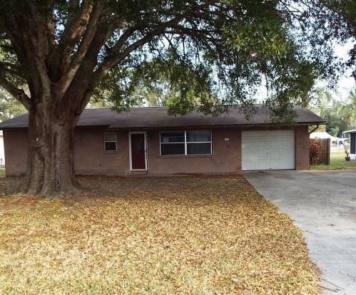3115 52nd Ave Dr W, Bradenton, FL 34207
