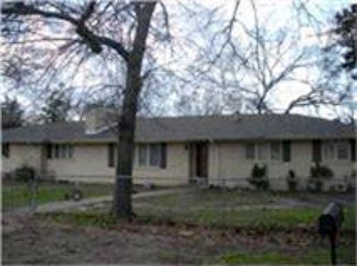 16Th, Corsicana, TX 75110