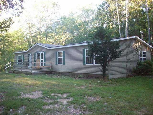 11830 Maple Ln, Gladwin, MI 48624