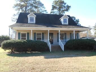 122 E Thorncliff Rd, Florence, SC 29505