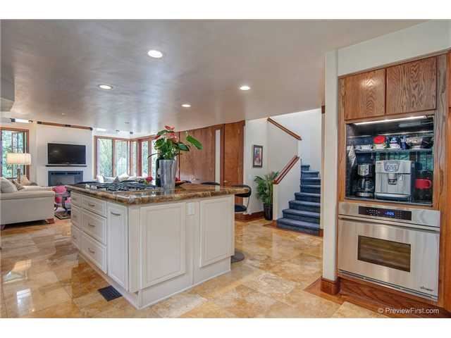 1765 Ivy Rd, Oceanside, CA 92054