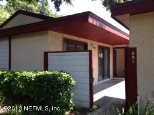 901 Defender Ct W, Atlantic Beach, FL 32233