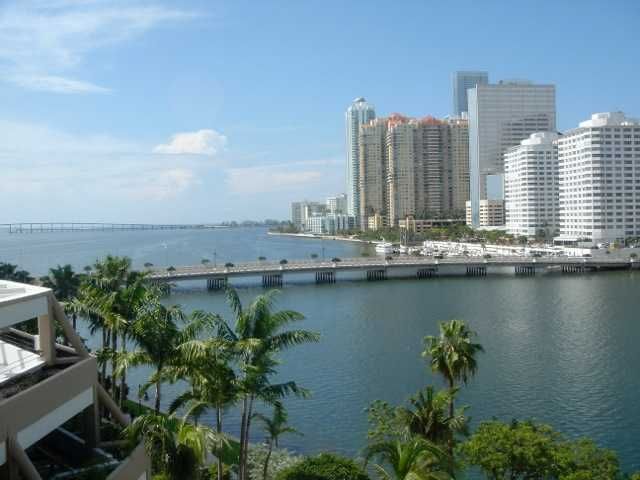 701 BRICKELL KEY BL # 612, Miami, FL 33131