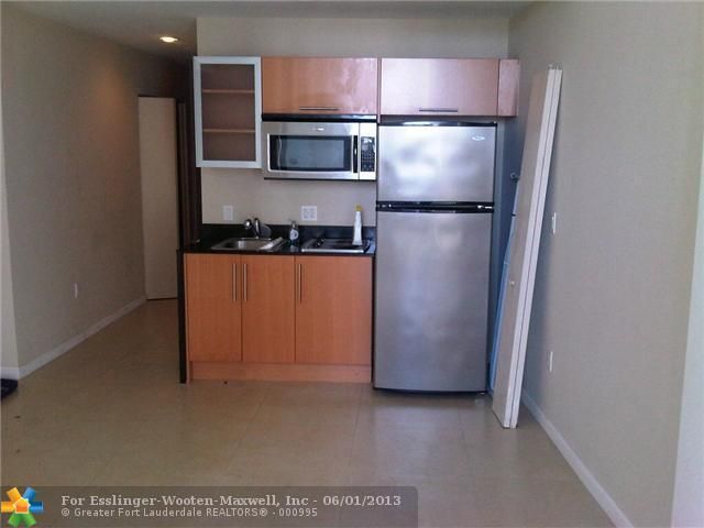 1750 N BAYSHORE DR # 1106, Miami, FL 33132