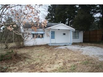 52 Walnut St, Burnside, KY 42519
