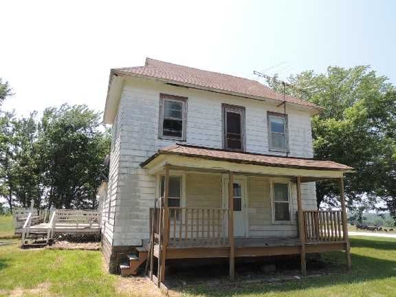 21525 253rd Ave, Leon, IA 50144