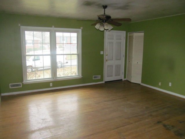 9509 Doewood Lane, Louisville, KY 40291