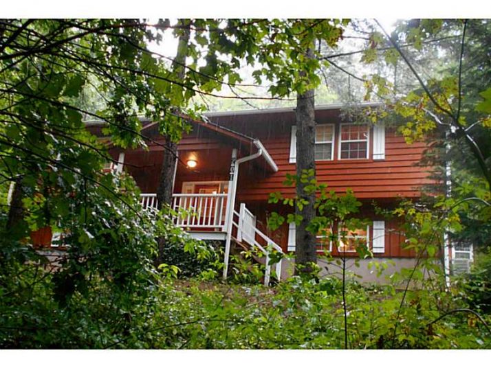 201 Buckshot Lane, Tiger, GA 30576