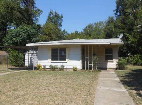 2561 Melbourne Ave, Dallas, TX 75233