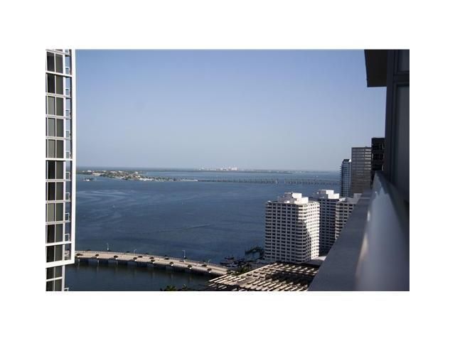 485 BRICKELL AV # 3701, Miami, FL 33131
