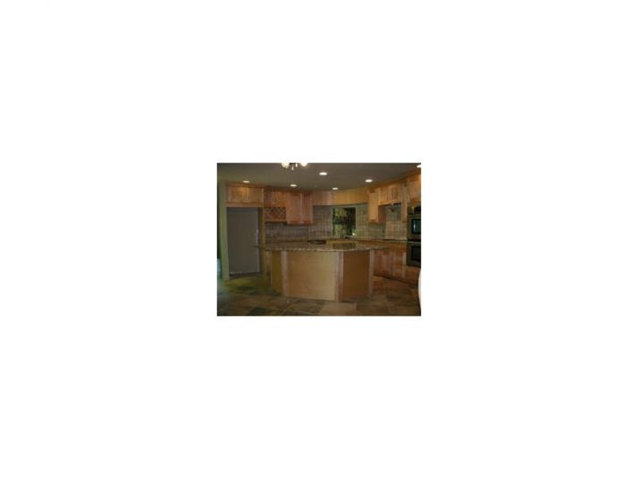 3940 Ne Andrews Crossing Ne, Roswell, GA 30075