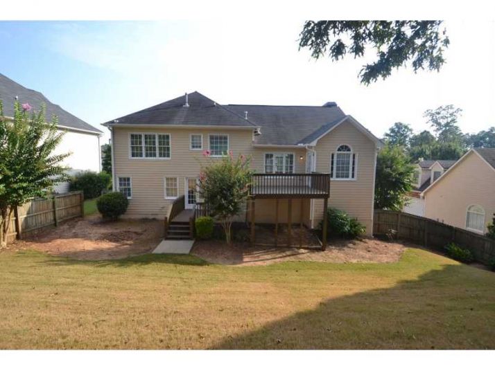 1778 Ascot Run, Acworth, GA 30102