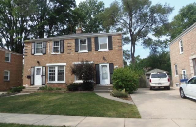 1828 Orchard St, Des Plaines, IL 60018