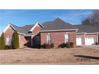 132 Lazybrook Dr, Oxford, AL 36203