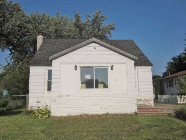 425 S 7th St, Brighton, MI 48116