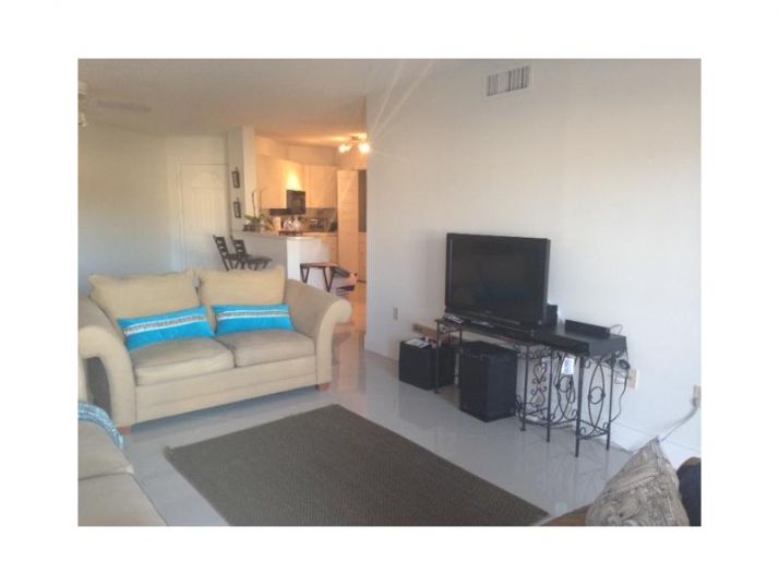 6276 NW 186 ST # 201, Hialeah, FL 33015