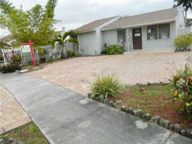 373 NW 132 PL, Miami, FL 33182