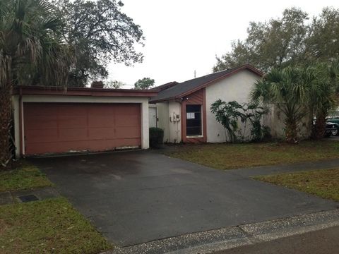 2003 Gregory Dr, Tampa, FL 33613