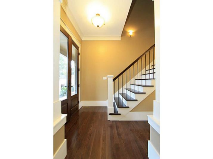 110 Weatherford Place, Roswell, GA 30075