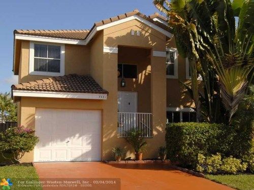 7521 SANTA MONICA DR, Pompano Beach, FL 33063