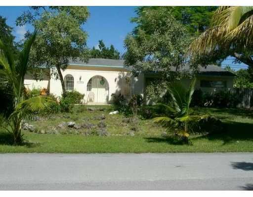 11335 SW 173 TE, Miami, FL 33157