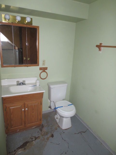 606 Graham St, Racine, WI 53405