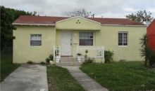 565 NW 49 ST Miami, FL 33127