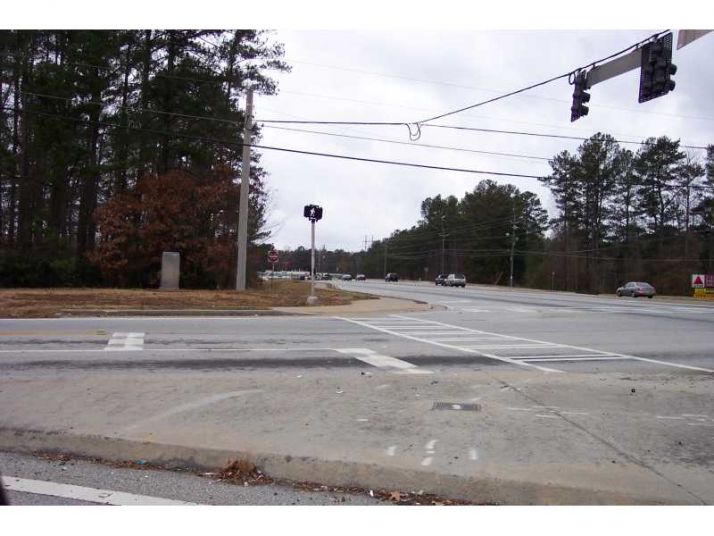 1469 Highpoint B Road, Snellville, GA 30078