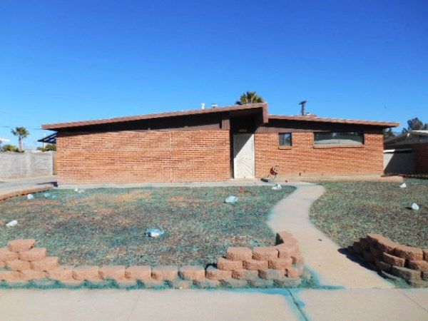 6949 E Oberlin Drive, Tucson, AZ 85710